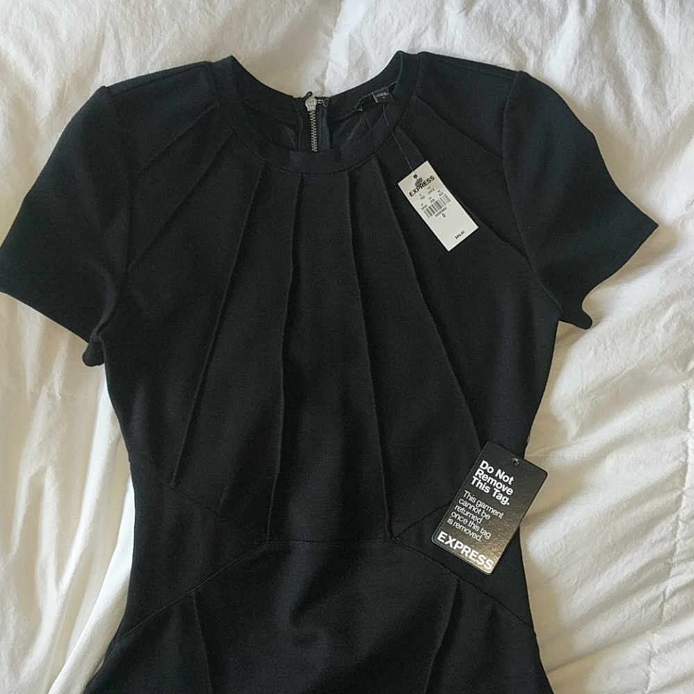 Express LBD - Picture 3 of 4